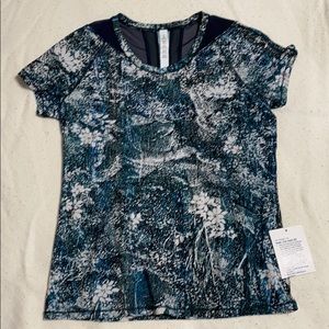 NWT Lululemon Seek the Heat Short Sleeve